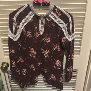 BKE boutique brand dress shirt, size small, maroon, floral, button up neck